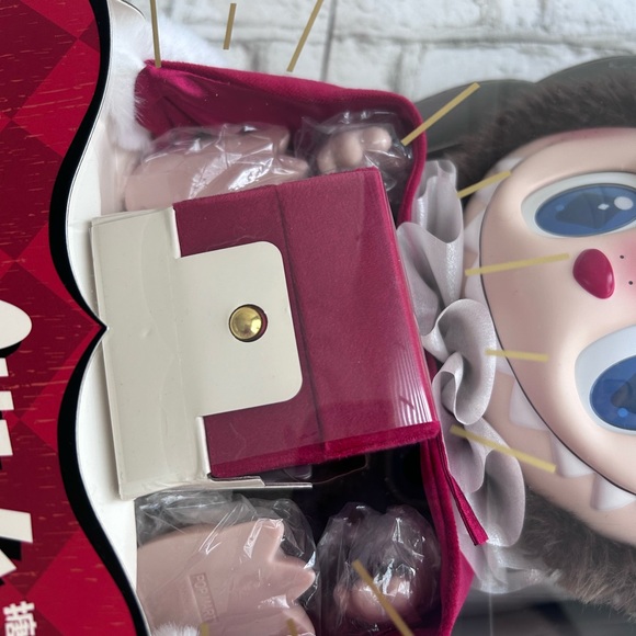 Labubu Lets Checkmate (King) - Picture 9 of 13